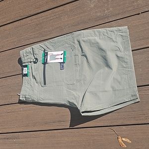 O'NEILL CROSSOVER SHORTS SIZE 38 BRAND NEW GREEN 🍏